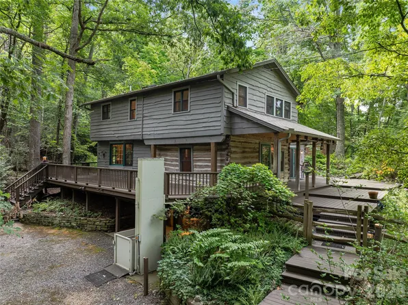 117 Woods View Trl, Fairview, NC 28730