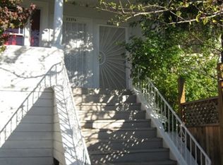 3237 California St #A, Berkeley, CA 94703