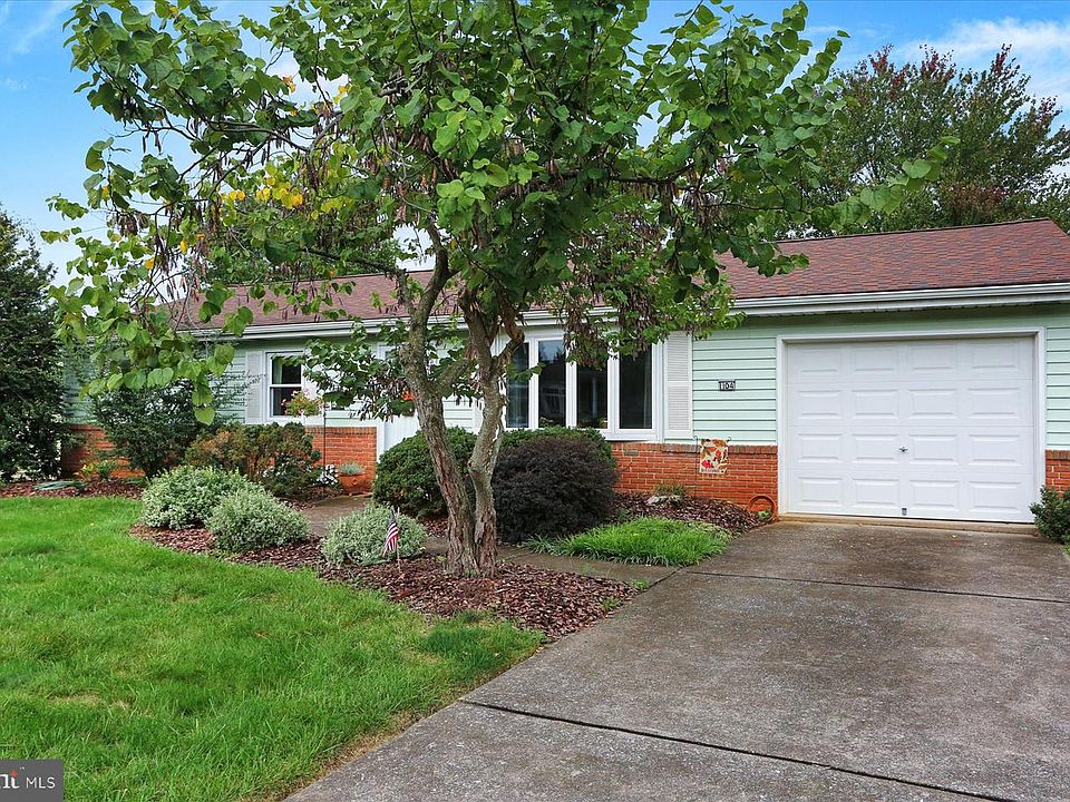 1st image of 1104 White Dawn Ln