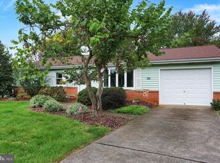 1104 White Dawn Ln, Mechanicsburg, PA 17055