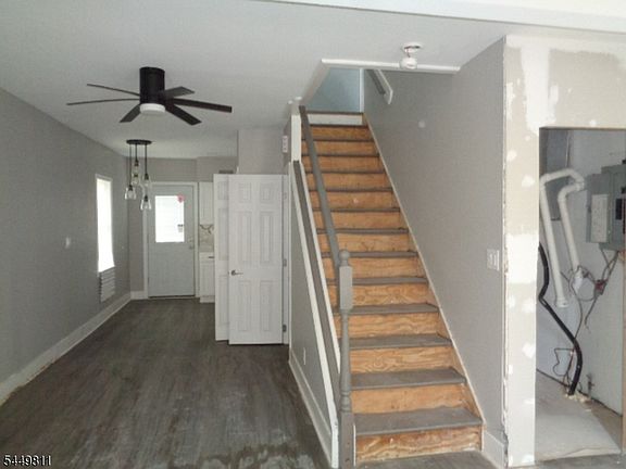 2nd image of 12 Brandriff Ave