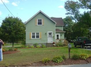 55 Bungay Rd, North Attleboro, MA 02760