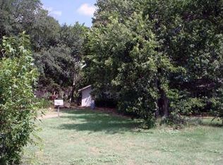 3801 W Ledbetter Dr, Dallas, TX 75233