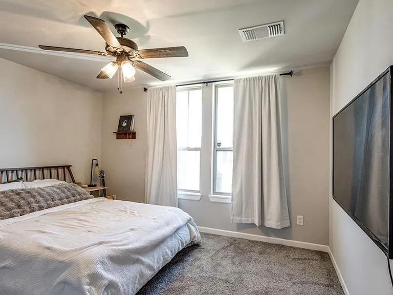 13221 SW 6th St — Photo 24
