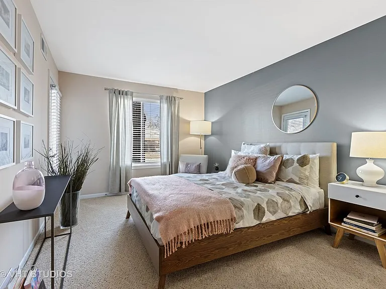1621 Westminster Dr #112 — Photo 26