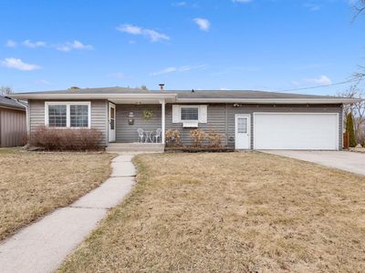 W65N455 Westlawn AVENUE, Cedarburg, WI, 53012