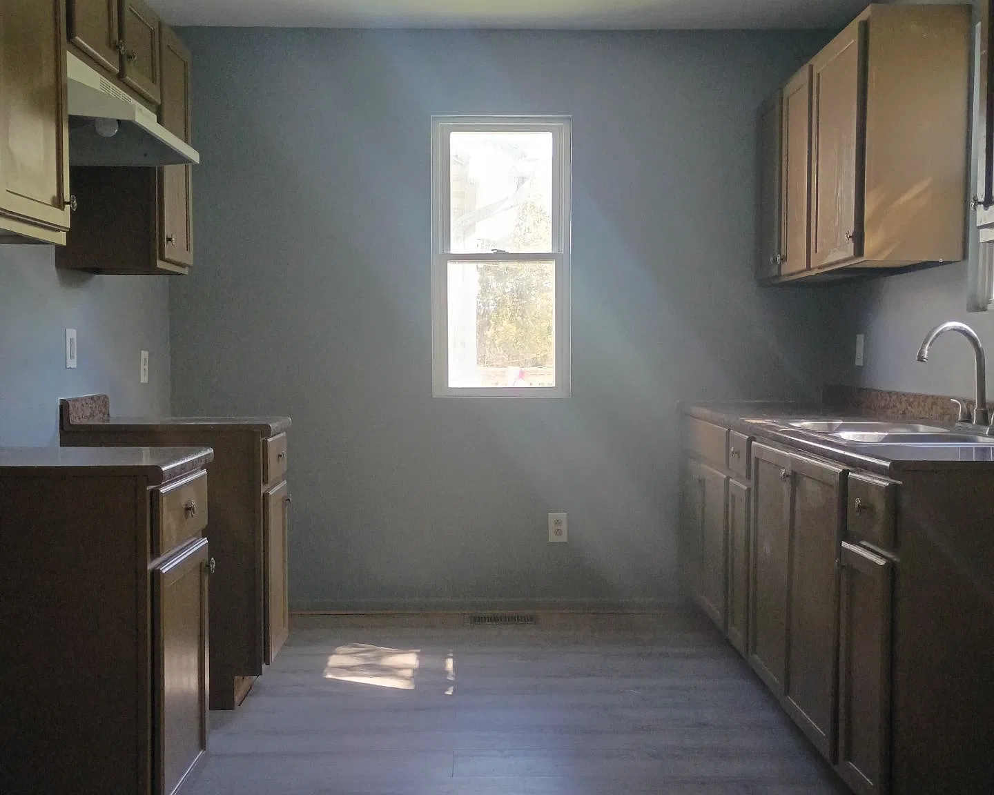 4 bed, 1.5 bath, 1656 sqft, $1,195 — Photo 4