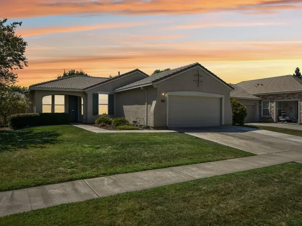 2338 Canyon Creek Trl, Plumas Lake, CA 95961