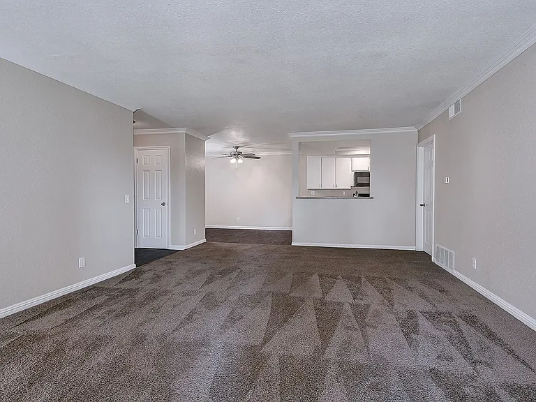 Grande Apartment Homes Living Room
