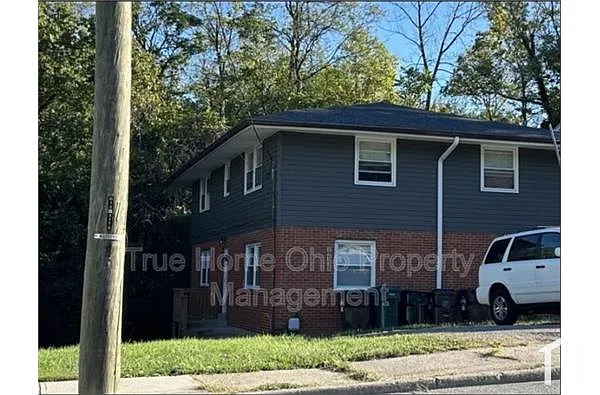 Building Photo - 116 Clinton Springs Ave #3