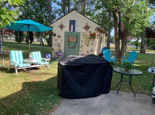 2447 Lawndale Rd, Grand Forks, ND 58201