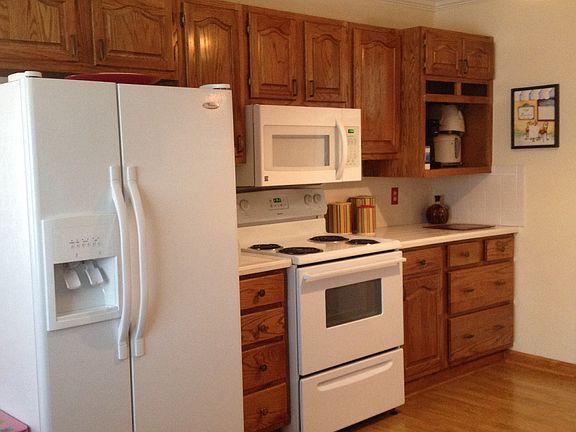 4th image of 229 McCollum Dr