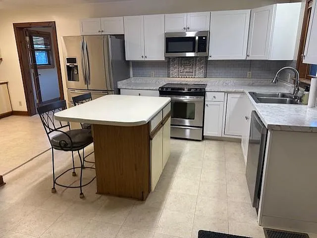 180 California Creek Rd — Photo 4