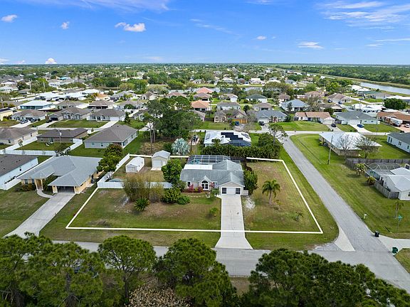 2nd image of 4649 SW Savona Boulevard