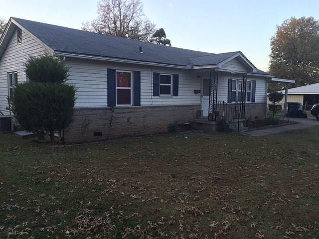 1st image of 908 S Maxwell St