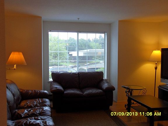 3rd image of 17404 Ambaum Blvd S APT 103