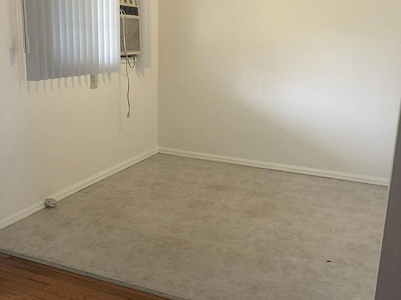 5th image of 1227 N Crescent Heights Blvd #207