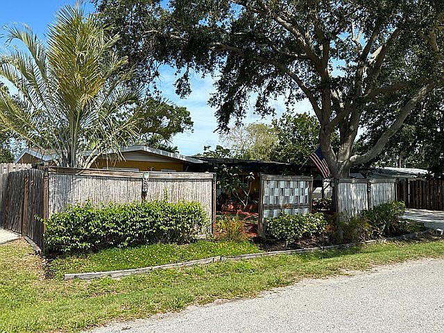 1st image of 6222 Olive Ave