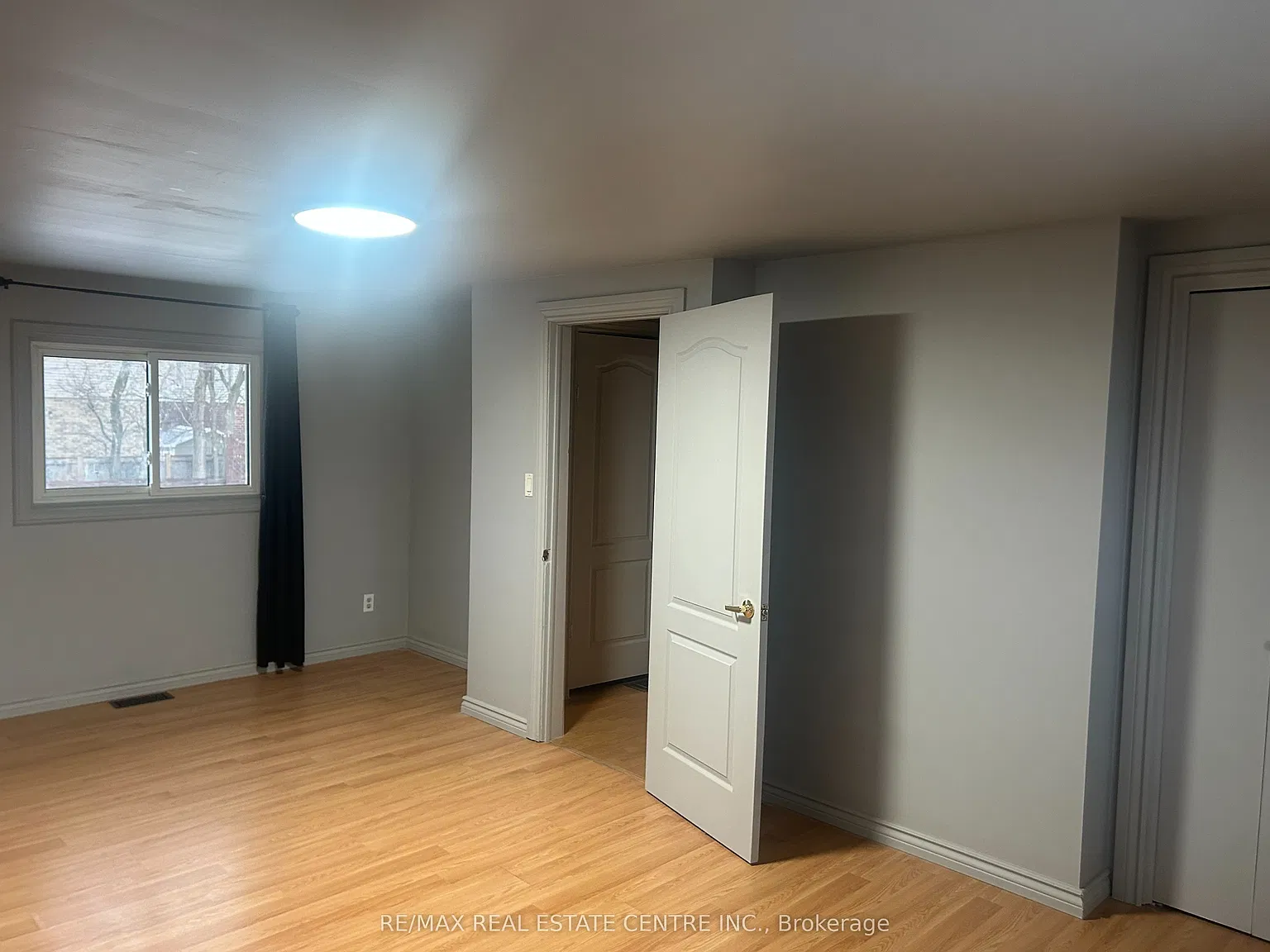 3 bed, $2,980 — Photo 3