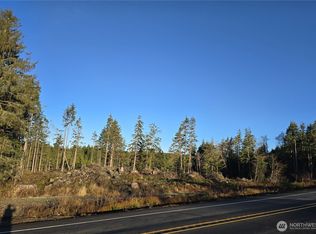 2753 State Route 101, Ilwaco, WA