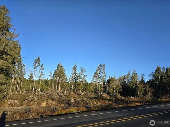 2753 State Route 101, Ilwaco, WA 98624