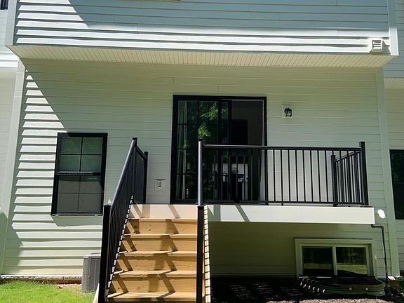3rd image of 304 Thurgood Dr
