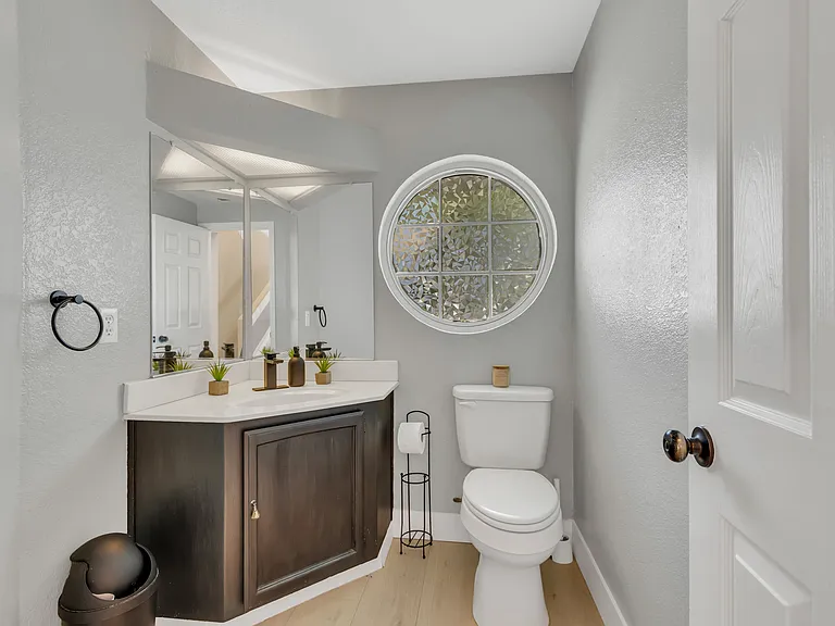 8024 Caymus Dr — Photo 38