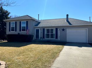 1655 Bonanza St, Gering, NE 69341
