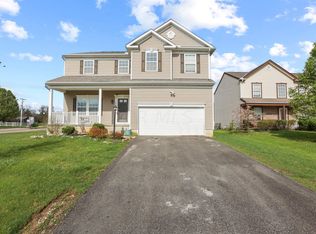 653 Sleigh Ct, Pataskala, OH 43062