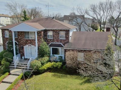 1336 Woodrow Rd, Staten Island, NY, 10309
