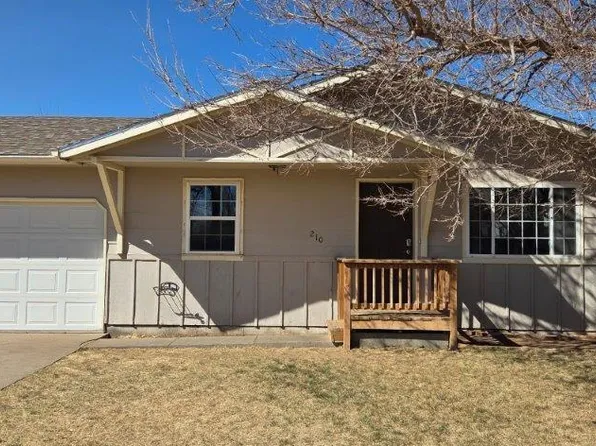 210 S 12th St, Lamar, CO 81052