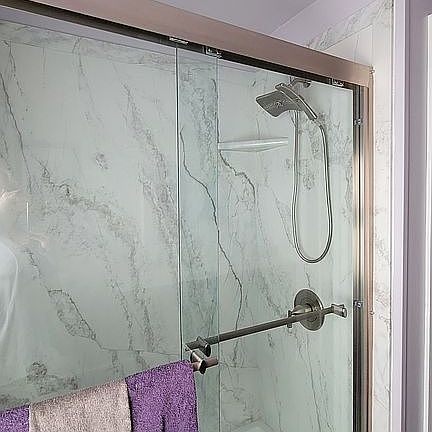 Main Walk-in Shower
