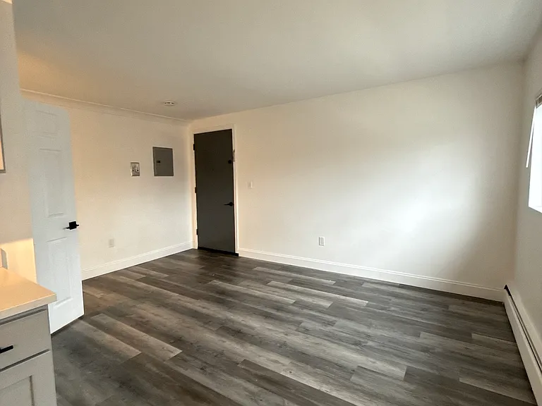 181 School St #10 — Photo 5