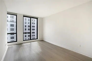 Rented by R New York