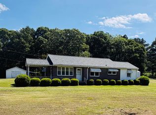 7593 Greenpond Rd, Gray Court, SC 29645
