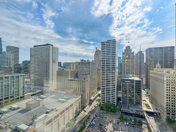 3rd image of 440 N Wabash Ave #1400