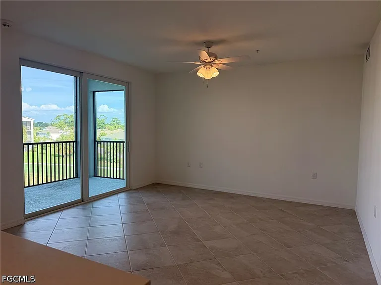 18411 Copperhead Ct N #337 — Photo 19