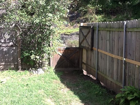 5th image of 4451 Silverwood St