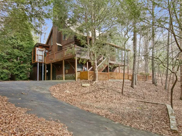 143 Kaely Dr, Mineral Bluff, GA 30559