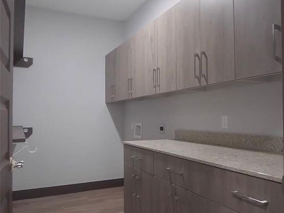 4th image of 1020 E Upas Ave
