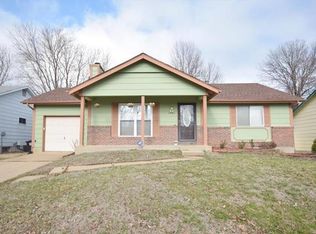 2065 Monks Hollow Dr, Florissant, MO