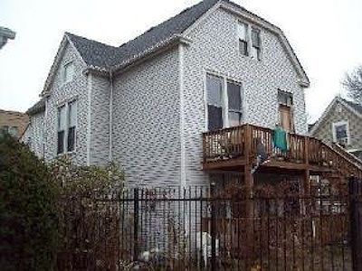 1st image of 6911 N Ravenswood Ave #2