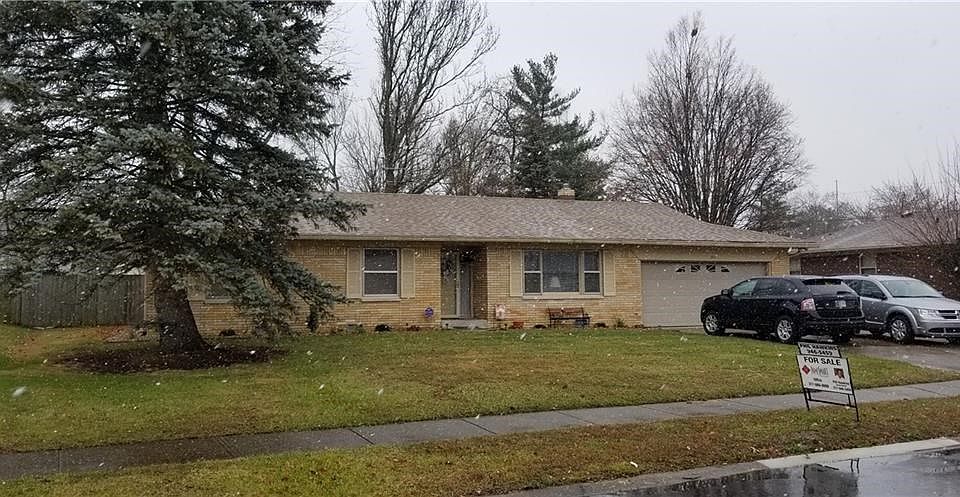 1st image of 7811 Hollybrook Ln