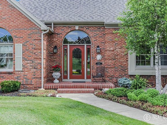 3rd image of 6296 Woodhall Ct