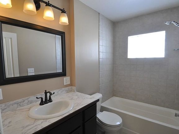 3rd image of 30234 Westlawn Dr