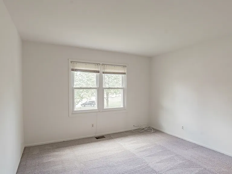 515 Hunters Way #515 — Photo 16