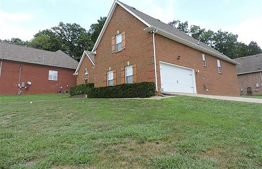 3rd image of 3725 Henricks Hill Dr