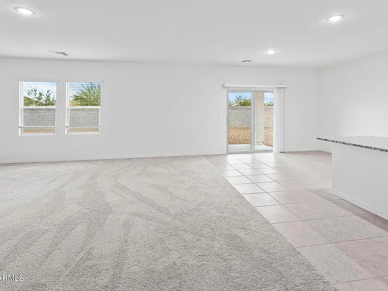 9637 W Agora Ln — Photo 13