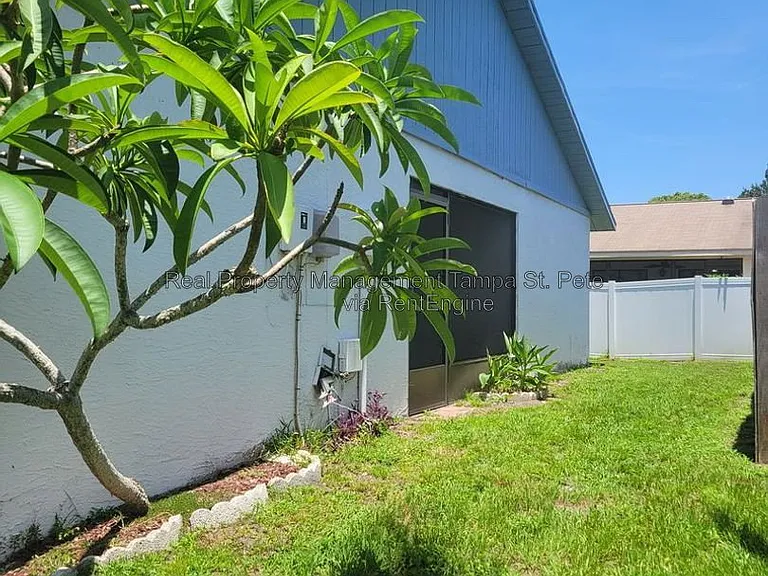 2024 Sheffield Ct — Photo 26