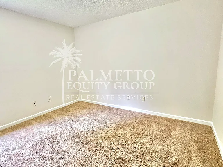 5715 River Glen Dr — Photo 18